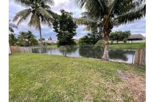 9329 NW 47th St, Sunrise, FL 33351, Sold 12/21/21