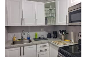 720 Orton Ave, Fort Lauderdale, FL 33304, Sold 01/31/22