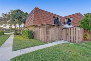 5957 NW 54th Ln, Tamarac, FL 33319, Sold 12/30/21