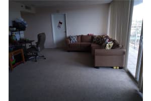 7601 E Treasure Dr, North Bay Village, FL 33141, Sold 04/29/22