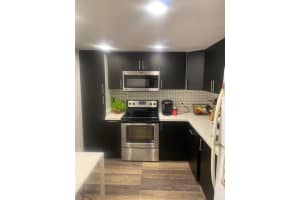 437 Golden Isles Dr #6i, Hallandale Beach, FL 33009, Sold 04/08/22