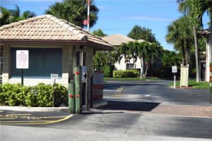 5520 Lakeside Dr, Margate, FL 33063, Sold 03/30/22