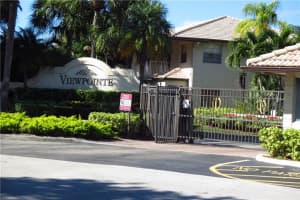 5520 Lakeside Dr, Margate, FL 33063, Sold 03/30/22