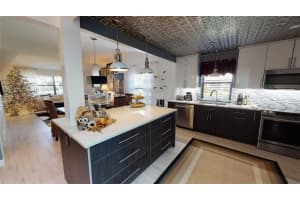 22 Ridge Pointe Dr, Boynton Beach, FL 33435, Sold 01/14/22