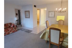 8140 SW 24th St, North Lauderdale, FL 33068, Sold 01/07/22