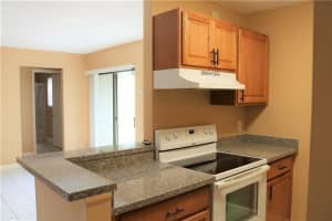 15 Crossings Cir, Boynton Beach, FL 33435, Sold 03/18/22