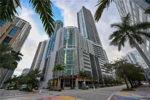 100 E Las Olas Blvd #2401, Fort Lauderdale, FL 33301, Sold 04/14/22