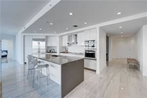 100 E Las Olas Blvd #2401, Fort Lauderdale, FL 33301, Sold 04/14/22