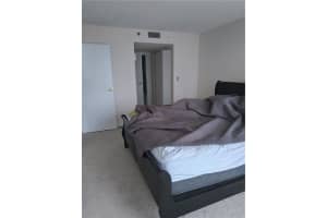 7601 E Treasure Dr, North Bay Village, FL 33141, Sold 04/03/22