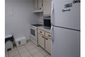 7601 E Treasure Dr, North Bay Village, FL 33141, Sold 04/03/22