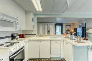 1039 Nettles Blvd, Jensen Beach, FL 34957, Sold 04/18/22