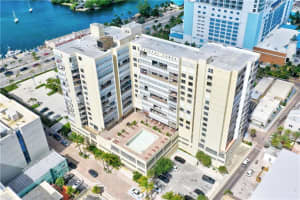 322 Buchanan St, Hollywood, FL 33019, Sold 02/09/22