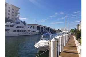 1700 SE 15th St, Fort Lauderdale, FL 33316, Sold 12/22/21