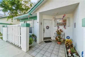 340 SE 2nd Ave APT D1, Deerfield Beach, FL 33441, Sold 01/07/22