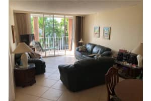 7705 Abbott Ave, Miami Beach, FL 33141, Sold 01/12/22