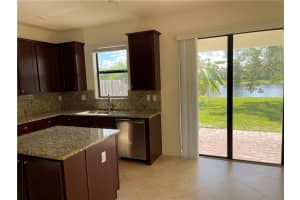 8834 Willow Cove Ln, Lake Worth, FL 33467, Sold 01/28/22