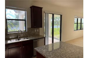 8834 Willow Cove Ln, Lake Worth, FL 33467, Sold 01/28/22