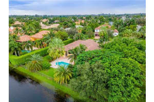 12641 N Stonebrook Cir, Davie, FL 33330, Sold 10/27/22