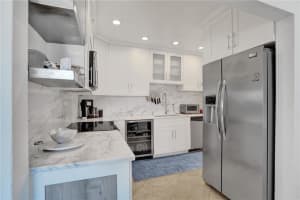 1535 SE 15th St, Fort Lauderdale, FL 33316, Sold 12/28/21