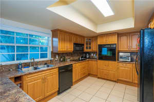 9210 N Cypress Cir, Miramar, FL 33025, Sold 01/04/22