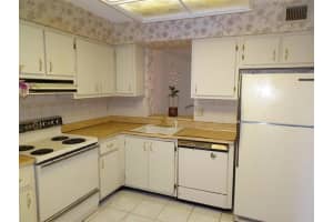 7320 Lake Cir Dr APT 302, Margate, FL 33063, Sold 01/19/22