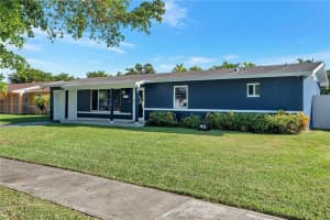 7223 SW 127th Pl, Miami, FL 33183, Sold 01/14/22