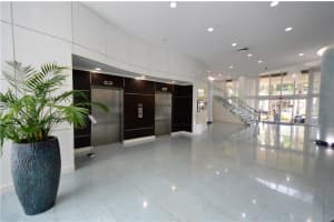 18800 NE 29th Ave, Miami, FL 33180, Sold 03/31/22