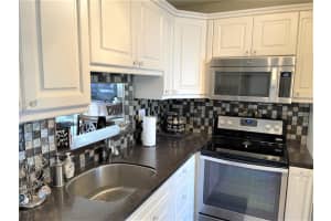 4451 NW 16th St, Lauderhill, FL 33313, Sold 04/28/22