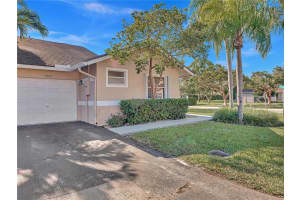 1252 NW 52nd Way, Deerfield Beach, FL 33442, Sold 12/30/21