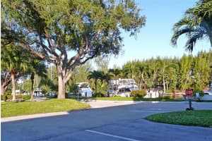 6263 Bay Club Dr, Fort Lauderdale, FL 33308, Sold 01/27/22