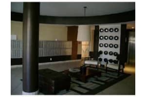 3250 NE 28th St, Fort Lauderdale, FL 33308, Sold 01/11/22