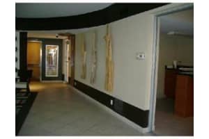 3250 NE 28th St, Fort Lauderdale, FL 33308, Sold 01/11/22