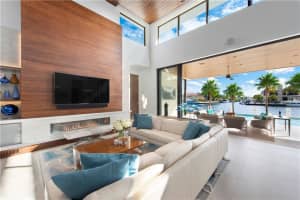 2216 Sunrise Key Blvd, Fort Lauderdale, FL 33304, Sold 05/05/22