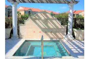 916 Villa Cir, Boynton Beach, FL 33435, Sold 01/04/22