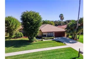 11276 Island Lakes Ln, Boca Raton, FL 33498, Sold 01/13/22