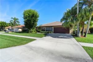 11276 Island Lakes Ln, Boca Raton, FL 33498, Sold 01/13/22