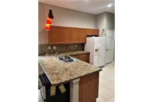 7820 NW 70th Ave, Parkland, FL 33067, Sold 02/15/22