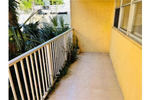 850 E Commercial Blvd #127d, Oakland Park, FL 33334, Sold 12/23/21