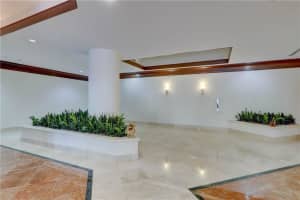 8925 Collins Ave, Surfside, FL 33154, Sold 05/10/22