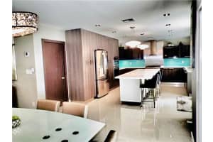 2820 NE 52nd St, Fort Lauderdale, FL 33308, Sold 06/03/22