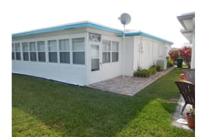 7422 NW 70th Terrace, Tamarac, FL 33321, Sold 02/04/22