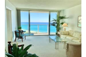 333 NE 21st Ave, Deerfield Beach, FL 33441, Sold 02/25/22