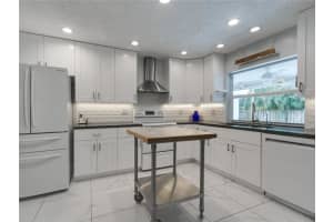 611 NW 76th Terrace, Plantation, FL 33324, Sold 02/14/22