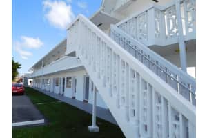 52 NE 204th St, Miami Gardens, FL 33179, Sold 04/04/22