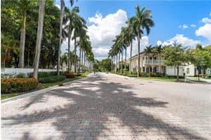 1325 SW 23rd Ct, Fort Lauderdale, FL 33315, Sold 05/02/22