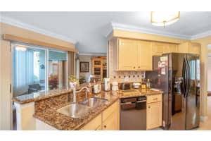 9269 NW 9th Ct, Plantation, FL 33324, Sold 12/30/21
