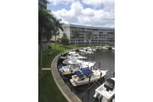 1427 E Hillsboro Blvd, Deerfield Beach, FL 33441, Sold 02/16/22