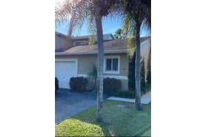 5811 NW 57th Ave, Tamarac, FL 33319, Sold 01/07/22