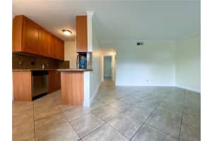 1460 NE 18th St, Fort Lauderdale, FL 33305, Sold 01/31/22