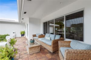 63 Castle Harbor Isle Dr, Fort Lauderdale, FL 33308, Sold 02/03/22